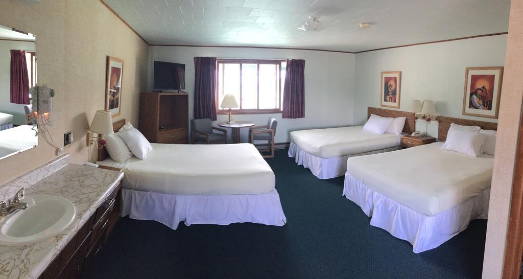 Dakota Cowboy Inn Custer Zewnętrze zdjęcie