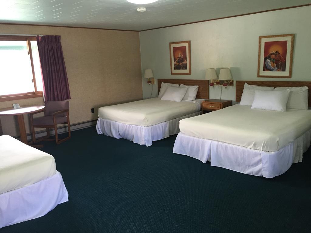 Dakota Cowboy Inn Custer Zewnętrze zdjęcie