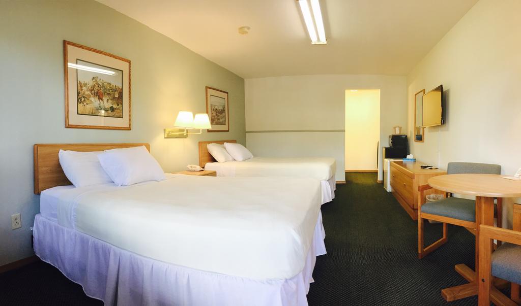 Dakota Cowboy Inn Custer Pokój zdjęcie