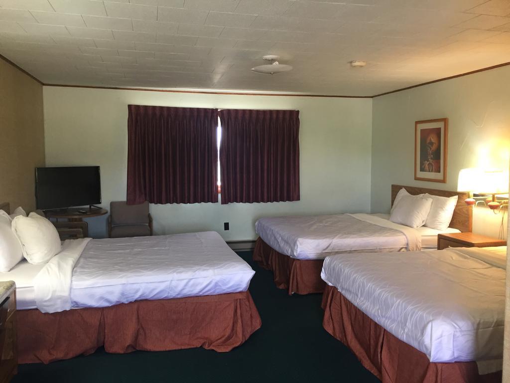 Dakota Cowboy Inn Custer Zewnętrze zdjęcie